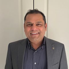 Portrait photo of Prabhakar Mudenagudi